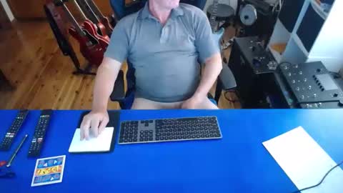 guesswhatigot2 online show from 1, 2, 2025