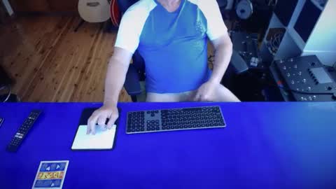 guesswhatigot2 online show from 8, 3, 2025