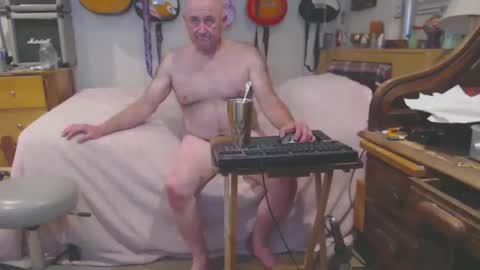 Mario online show from 28, 2, 2025