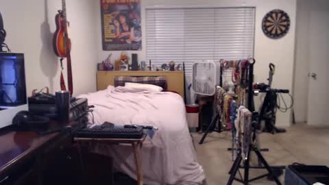 Mario online show from 2, 10, 2025