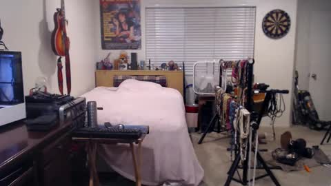 Mario online show from 6, 10, 2025