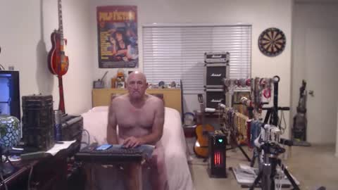 Mario online show from 23, 11, 2025