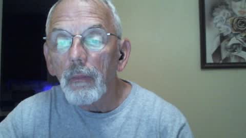 Snapshot of gulfcoast1952 chatting on 21, 1, 2025 Roy online show from 21, 1, 2025