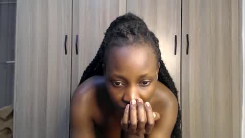 Snapshot of gulpess chatting on 12, 9, 2025 Miss Incredible online show from 12, 9, 2025