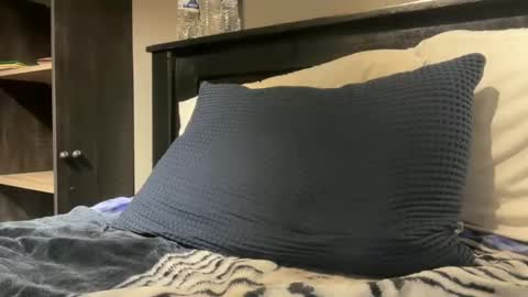 Snapshot of gumbywanna chatting on 12, 11, 2025 gumbywanna online show from 12, 11, 2025