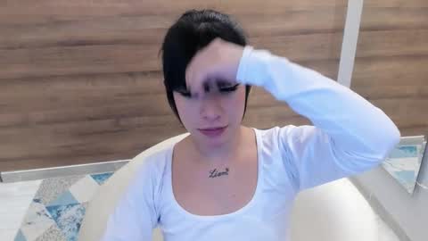 gummyluv online show from 25, 2, 2026