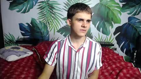 Snapshot of gurvinderr chatting on 12, 3, 2025 Hushaima Gur online show from 12, 3, 2025