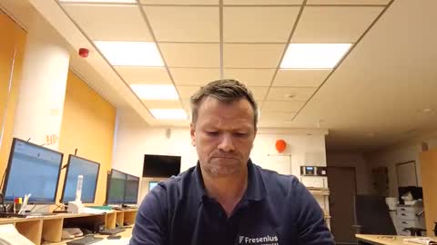 Snapshot of guschidick chatting on 23, 11, 2025 guschidick online show from 23, 11, 2025