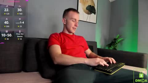 Snapshot of guy_charming chatting on 21, 11, 2025 Buddy online show from 21, 11, 2025