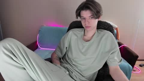 guy_liam1 online show from 9, 2, 2025