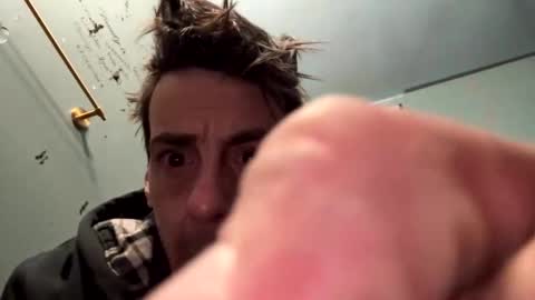 guy_shy420 online show from 11, 11, 2025