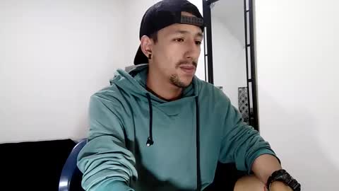 Snapshot of guykarim chatting on 24, 12, 2024 karim online show from 24, 12, 2024