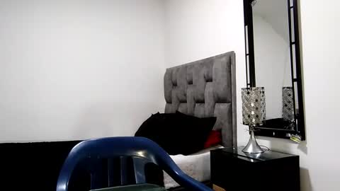 Snapshot of guykarim chatting on 12, 1, 2025 karim online show from 12, 1, 2025