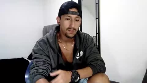 Snapshot of guykarim chatting on 26, 1, 2025 karim online show from 26, 1, 2025