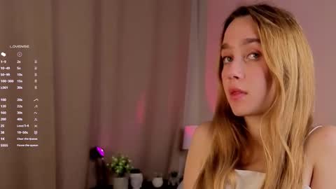 Snapshot of gwenbunn chatting on 9, 9, 2025 Julia online show from 9, 9, 2025