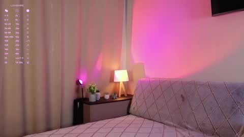 Snapshot of gwenbunn chatting on 28, 9, 2025 Julia online show from 28, 9, 2025