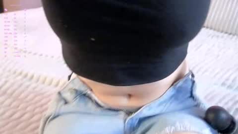 Snapshot of gwenbunn chatting on 11, 10, 2025 Julia online show from 11, 10, 2025