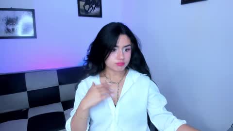 Snapshot of gwenhazel chatting on 9, 9, 2025 gwenhazel online show from 9, 9, 2025