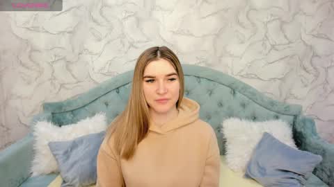 Snapshot of gwensmitt chatting on 22, 5, 2026 gwensmitt online show from 22, 5, 2026