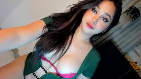 Snapshot of gwynmylove chatting on 9, 12, 2024 Gwyn online show from 9, 12, 2024