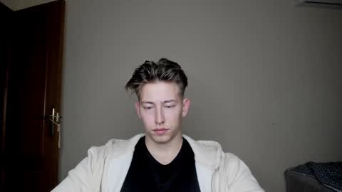 Oliver online show from 14, 1, 2025