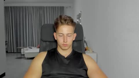 Oliver online show from 16, 10, 2025