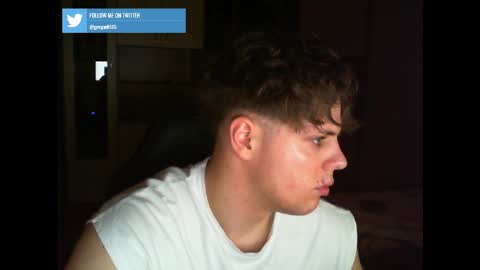 Snapshot of gymguy0505 chatting on 20, 12, 2025 gymguy0505 online show from 20, 12, 2025