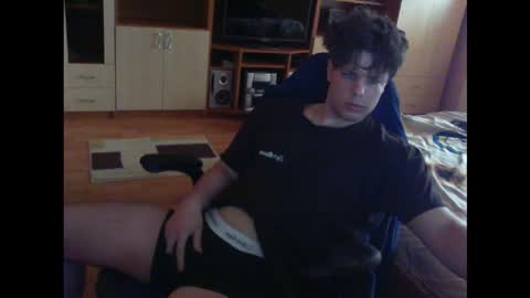 Snapshot of gymguy0505 chatting on 2, 2, 2026 gymguy0505 online show from 2, 2, 2026