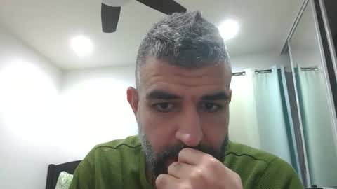 h0nest84 online show from 20, 1, 2025