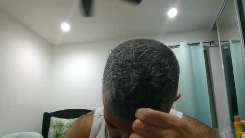 h0nest84 online show from 23, 9, 2025