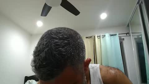 h0nest84 online show from 20, 10, 2025