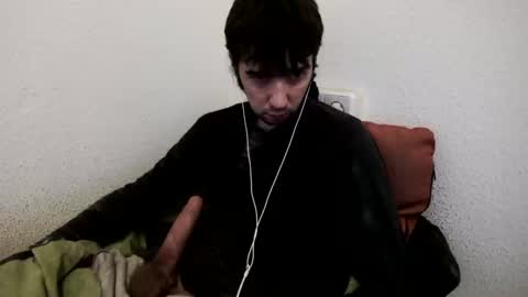 Snapshot of h1dden_reality chatting on 5, 2, 2025 h1dden_reality online show from 5, 2, 2025