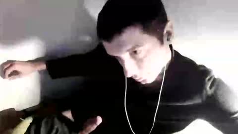 Snapshot of h1dden_reality chatting on 8, 11, 2025 h1dden_reality online show from 8, 11, 2025