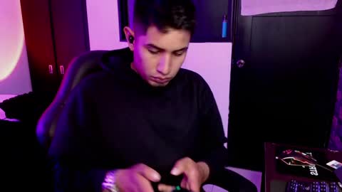 Snapshot of hades_sir chatting on 8, 1, 2025 Hades Sir online show from 8, 1, 2025