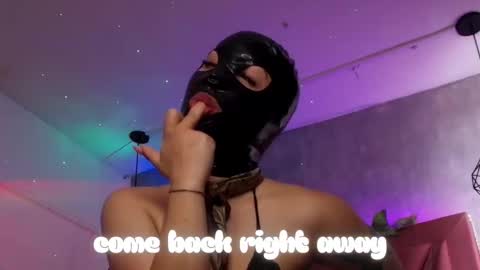 Haely online show from 6, 11, 2025