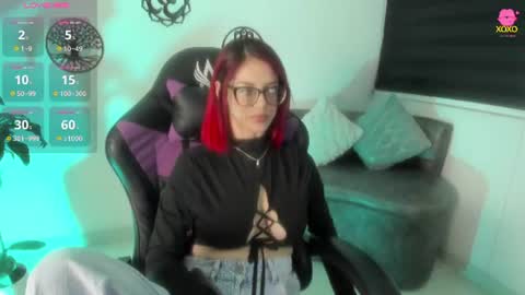 Snapshot of haileebeer_ chatting on 22, 7, 2026 Hailee online show from 22, 7, 2026