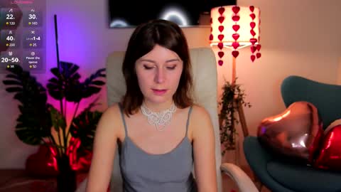 Hailey  Green online show from 13, 2, 2025