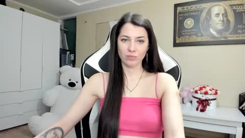 Snapshot of hailey_beauty chatting on 4, 2, 2025 Sk pe Anya388109 online show from 4, 2, 2025