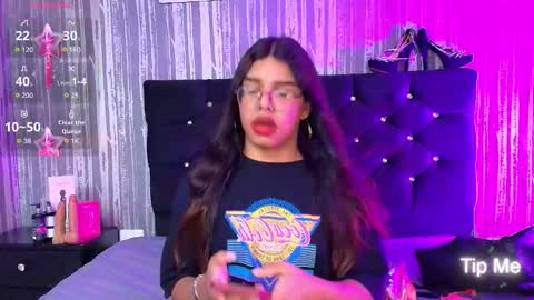 hailey_johnsonn online show from 30, 10, 2025