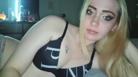 Hailey and d online show from 18, 12, 2024