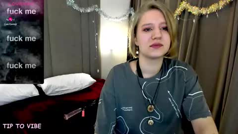 Snapshot of haileyfoxy chatting on 30, 12, 2024 Hailey online show from 30, 12, 2024