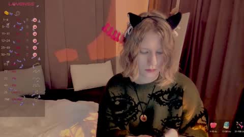 Snapshot of haileyfoxy chatting on 4, 3, 2025 Hailey online show from 4, 3, 2025