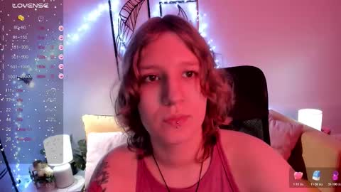 Snapshot of haileyfoxy chatting on 22, 10, 2025 Hailey online show from 22, 10, 2025