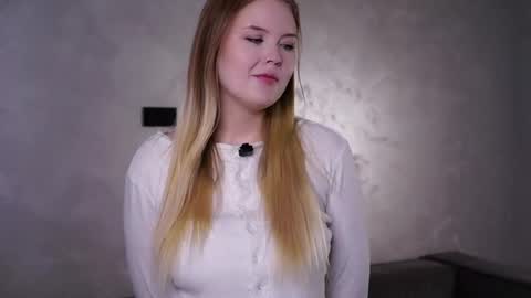 Snapshot of haileylaird chatting on 2, 8, 2026 Gwen online show from 2, 8, 2026
