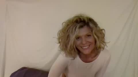 Snapshot of haileys123 chatting on 29, 12, 2024 Hailey online show from 29, 12, 2024
