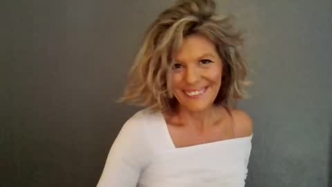 Hailey online show from 28, 2, 2026