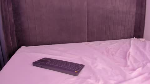 Snapshot of haily_b chatting on 7, 3, 2025 Haily online show from 7, 3, 2025