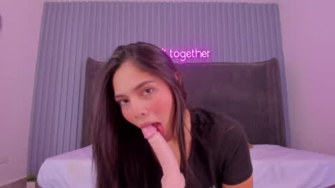 Snapshot of haily_b chatting on 11, 3, 2025 Haily online show from 11, 3, 2025