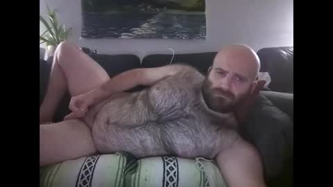 Snapshot of hairiestbear chatting on 9, 5, 2026 Hairiest Bear online show from 9, 5, 2026