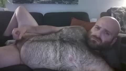 Snapshot of hairiestbear chatting on 28, 5, 2026 Hairiest Bear online show from 28, 5, 2026